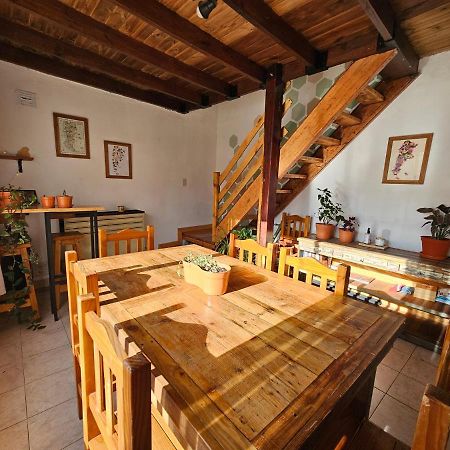 Yellow House Cottage El Chalten Exterior photo